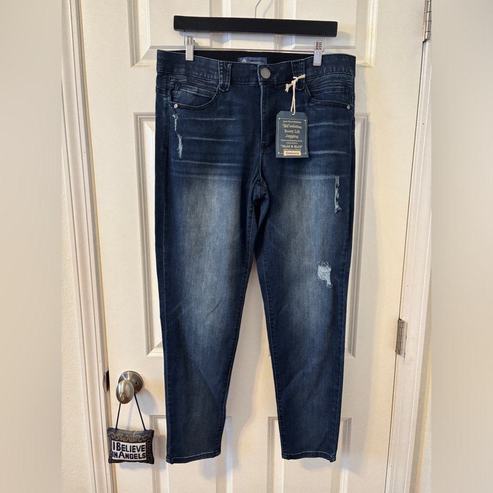 democracy ab technology jeans with booty  Lift Jegging Core Essential Stretch